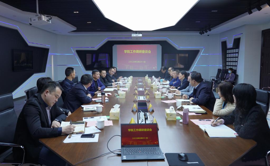 说明: //www.pgsite.net/__local/1/DC/83/8867CC0F18037448A4A30555EED_8890A83A_14145.jpg